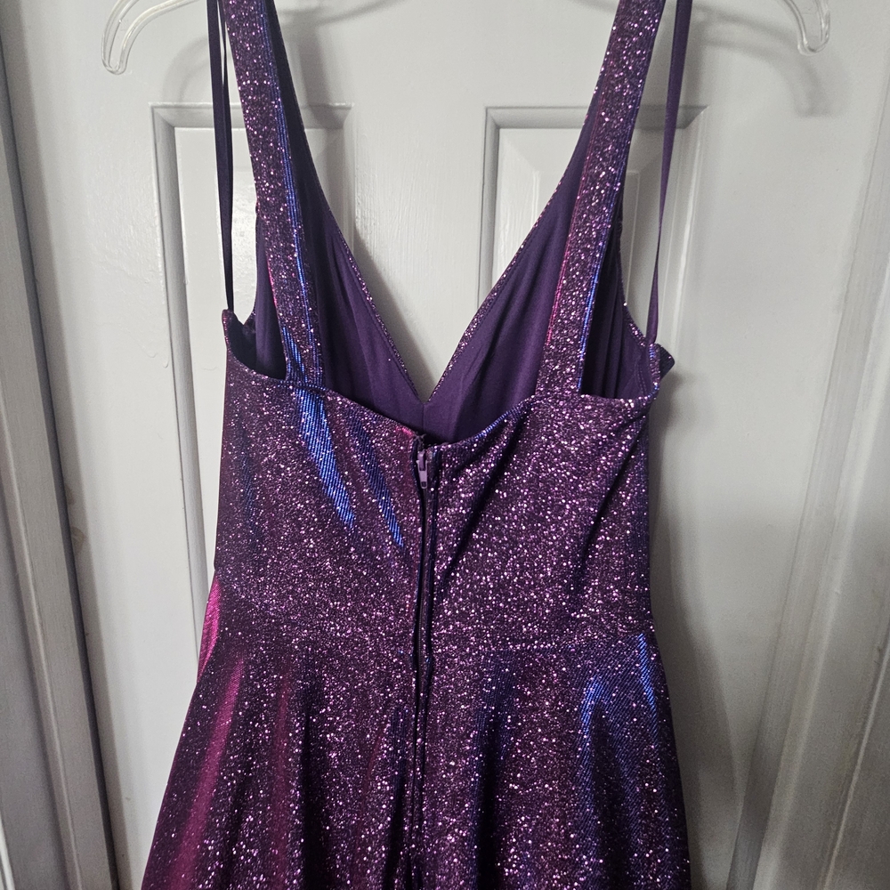 Elegant Purple Maxi Dress - Picture 5 of 6